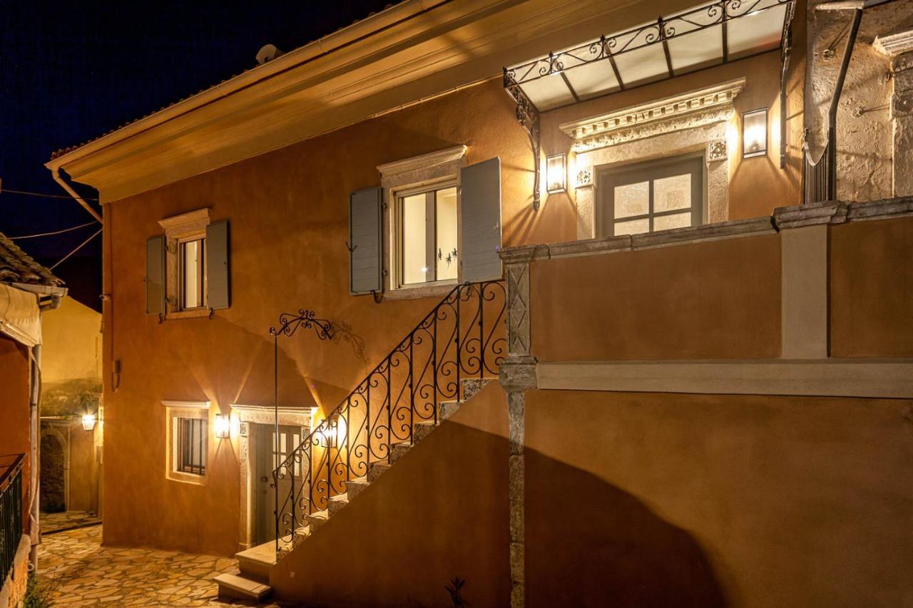 Achillion Casa Conti 1840 *