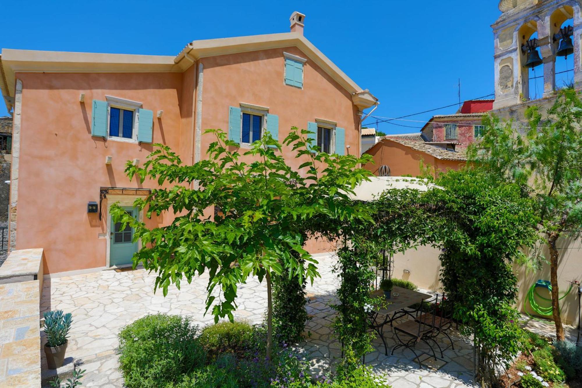 Achillion Casa Conti 1840 *